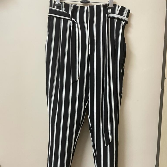 H&M Pants - H&M paper bag formal pants